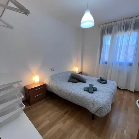 Апартаменты Apartamento En Sabinanigo Para Grupos Con Gran Terraza