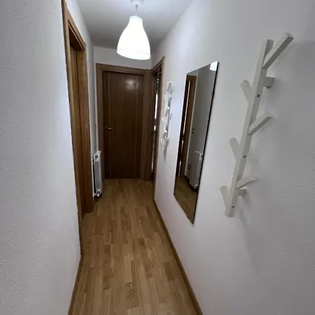Апартаменты Apartamento En Sabinanigo Para Grupos Con Gran Terraza