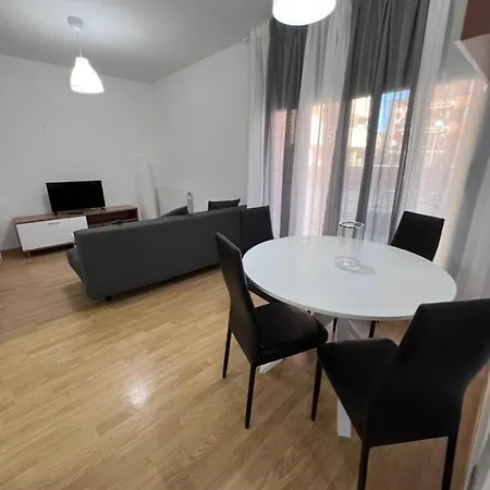 Apartamento En Sabinanigo Para Grupos Con Gran Terraza *