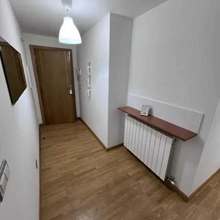 Apartamento En Sabinanigo Para Grupos Con Gran Terraza *