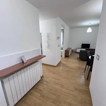 En Sabinanigo Grupos Con Amplia Y Soleada Terraza Apartment