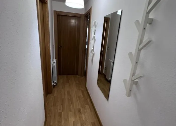 Apartamento En Sabiñánigo Grupos Con Amplia Y Soleada Terraza